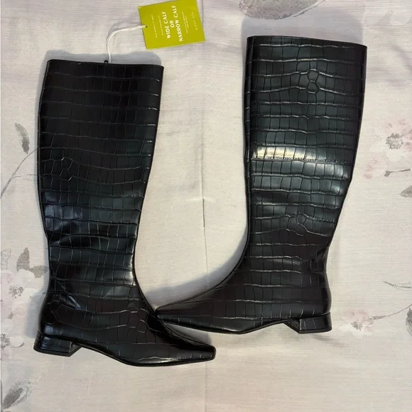 NEW Gianni Bini Black Leather Pointy Toe Croc Emboss Low Heel Knee High Boots 6- - Picture 7 of 14